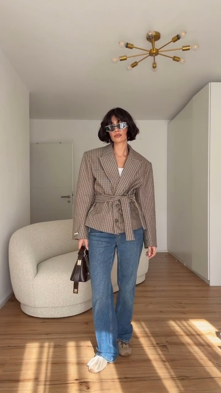 ootd 🤎🤍🤎🤍 rate this look 1-10
#fashion #blazer #ootd #look #fitcheck