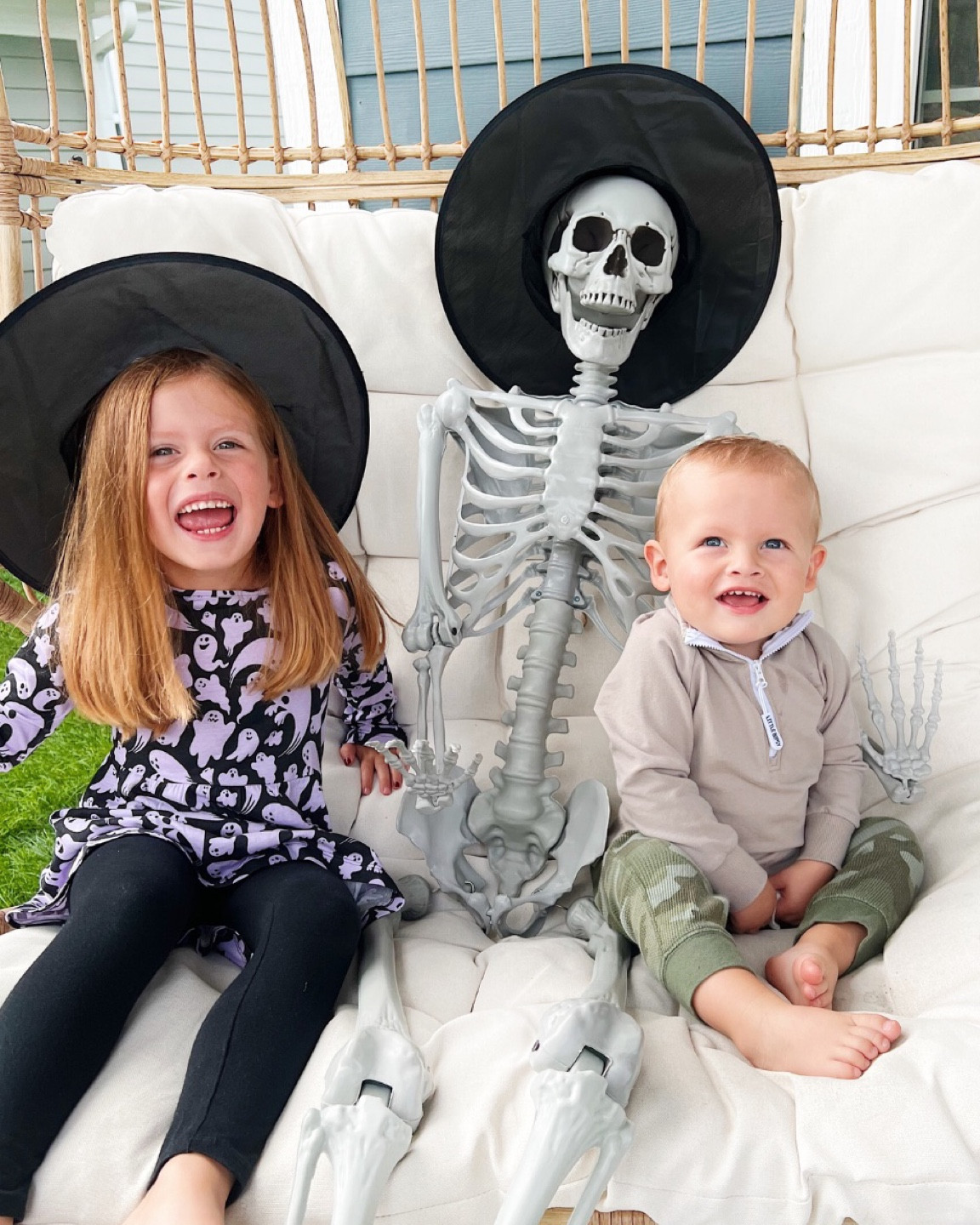 Halloween decor & Eloise’s Halloween dress!