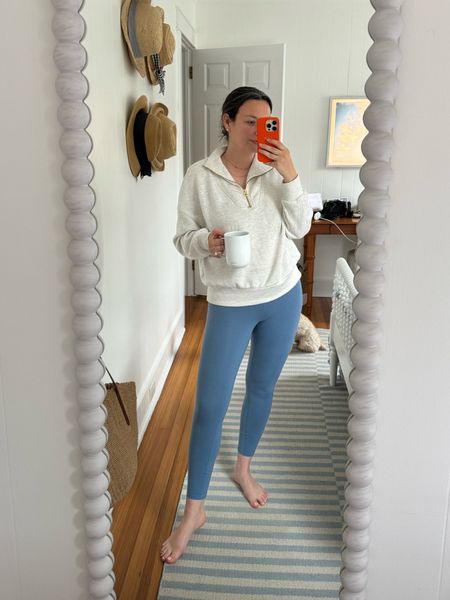 Comfy mom outfit 