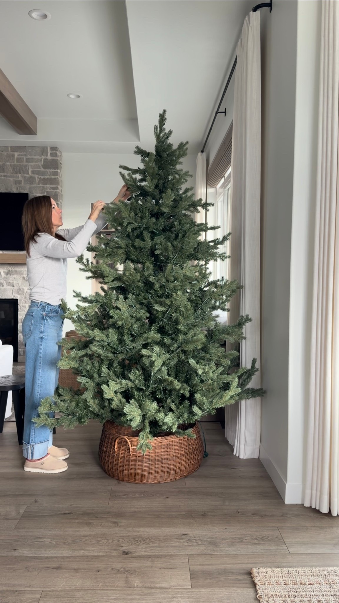 Linked my jeans for ya and they’re on sale! Love the cuff bottom, I have these in several washes and styles. Wearing a 2 regular length. 

#LTKSaleAlert #LTKFindsUnder50 #LTKTall