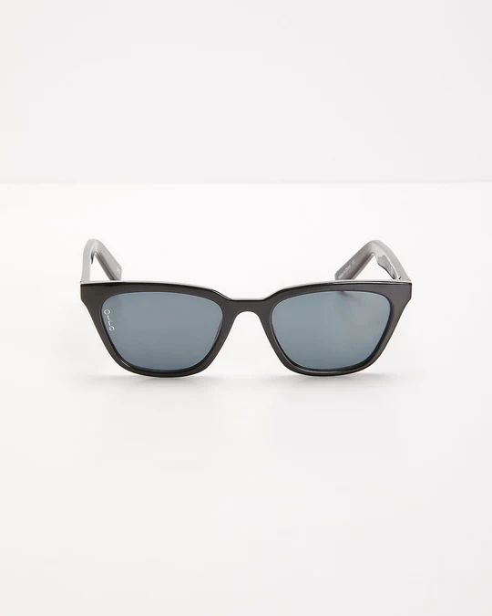 Irma Classic Slim Sunglasses | VICI Collection