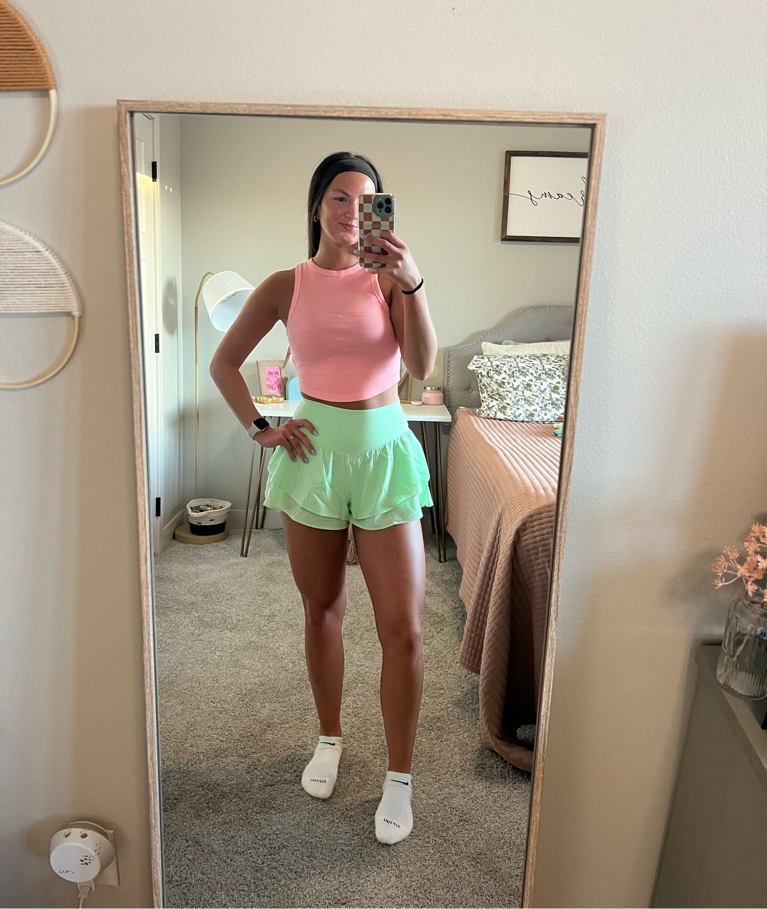these colors get me excited for summer!! 
wearing an XS in top and small in shorts 