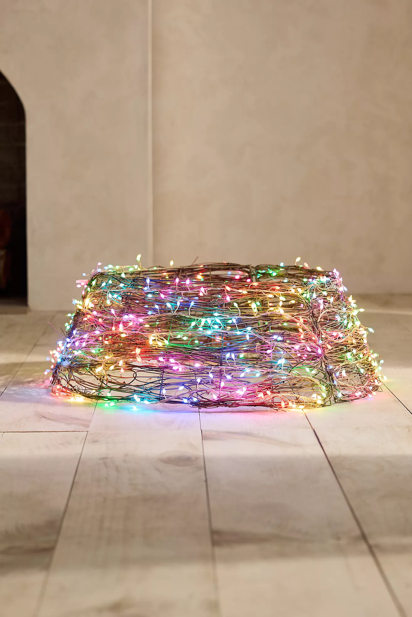 Illuminated Color-Changing Vine Tree Skirt | Terrain