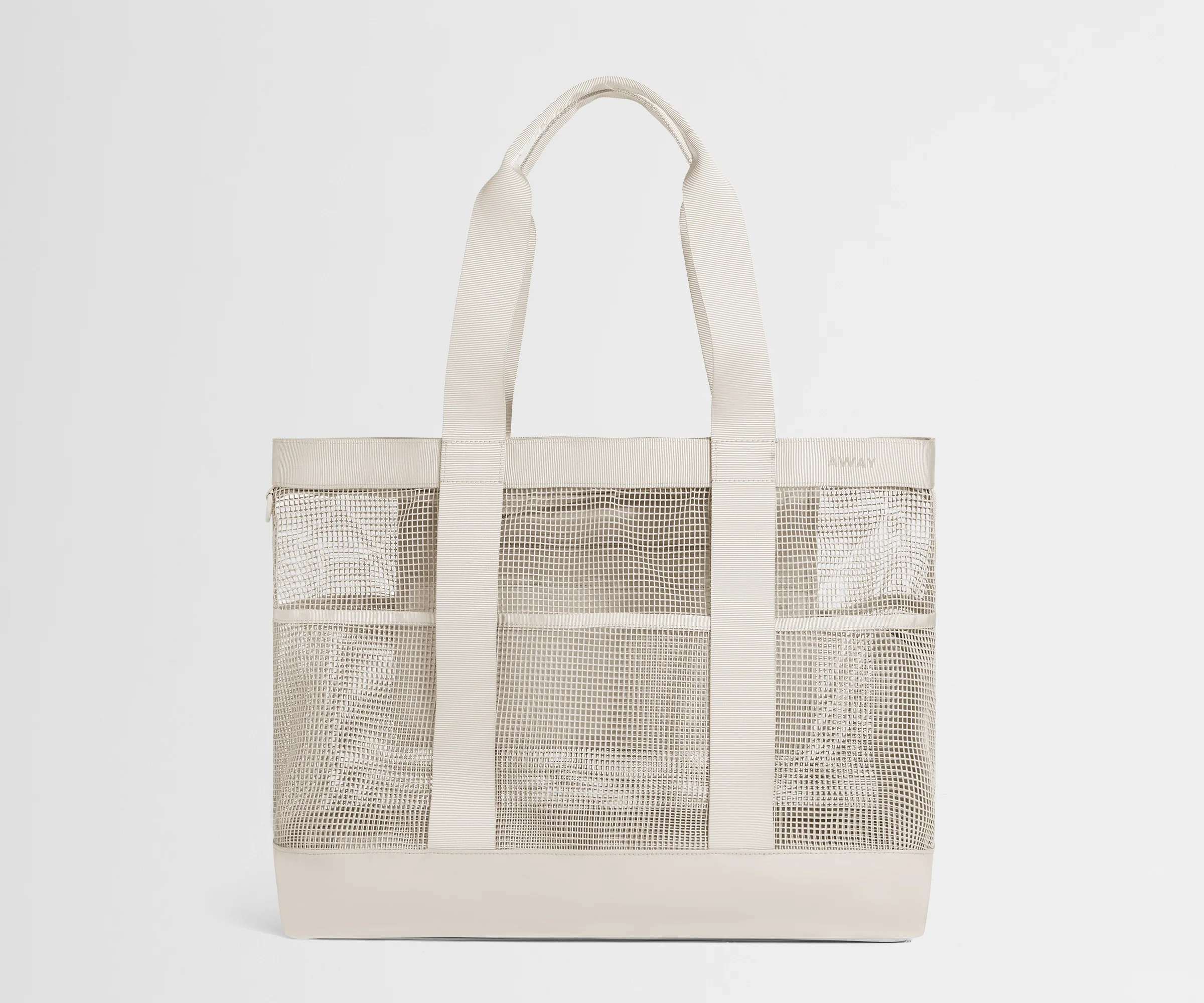 Beach Bag Tote in Salt White Mesh | Away Travel | Away