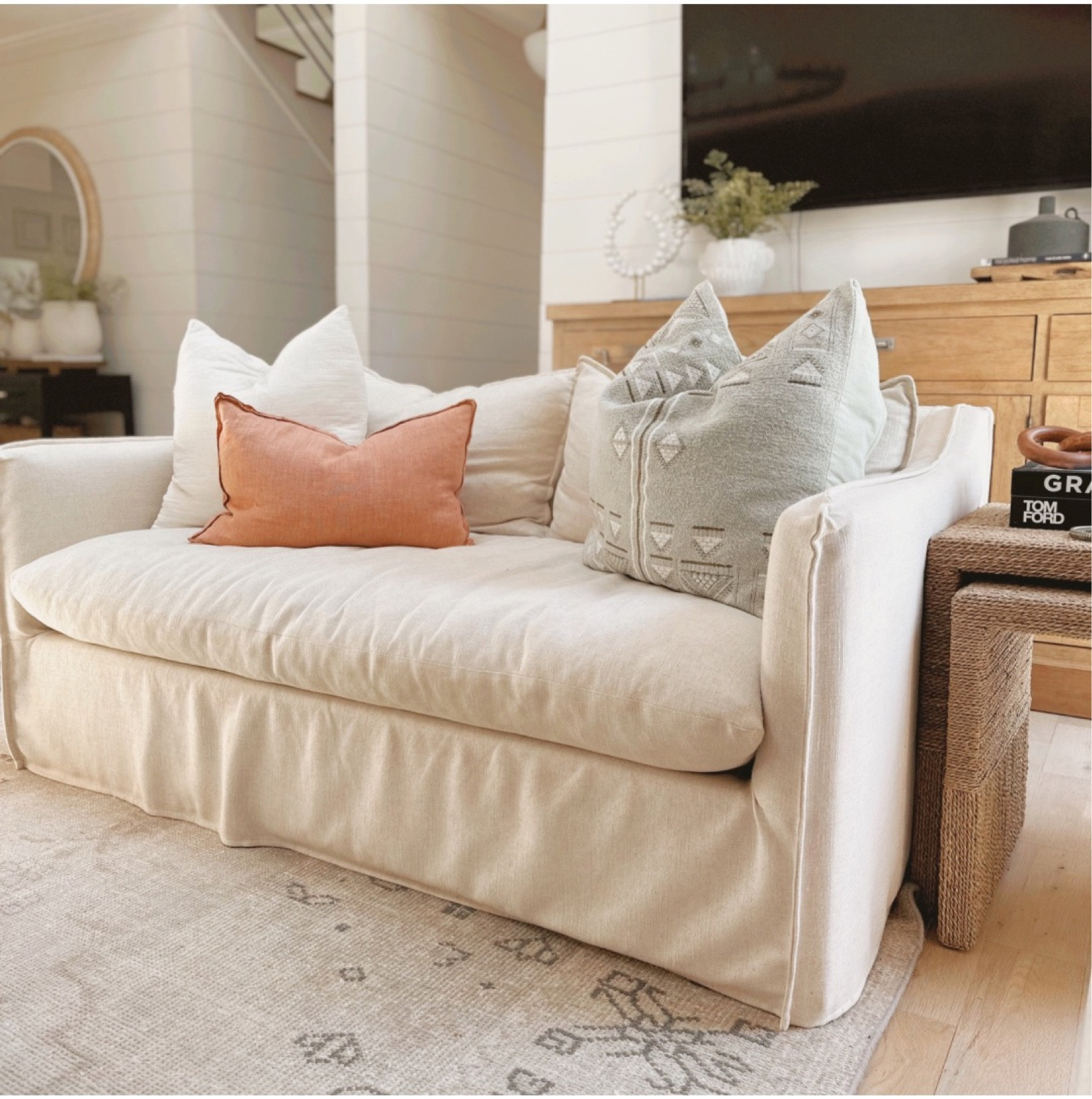 Shop Emily’s Spring decor 
Spring throw pillows 
Spring decor 
#porcheandco 


#LTKstyletip #LTKSeasonal #LTKhome