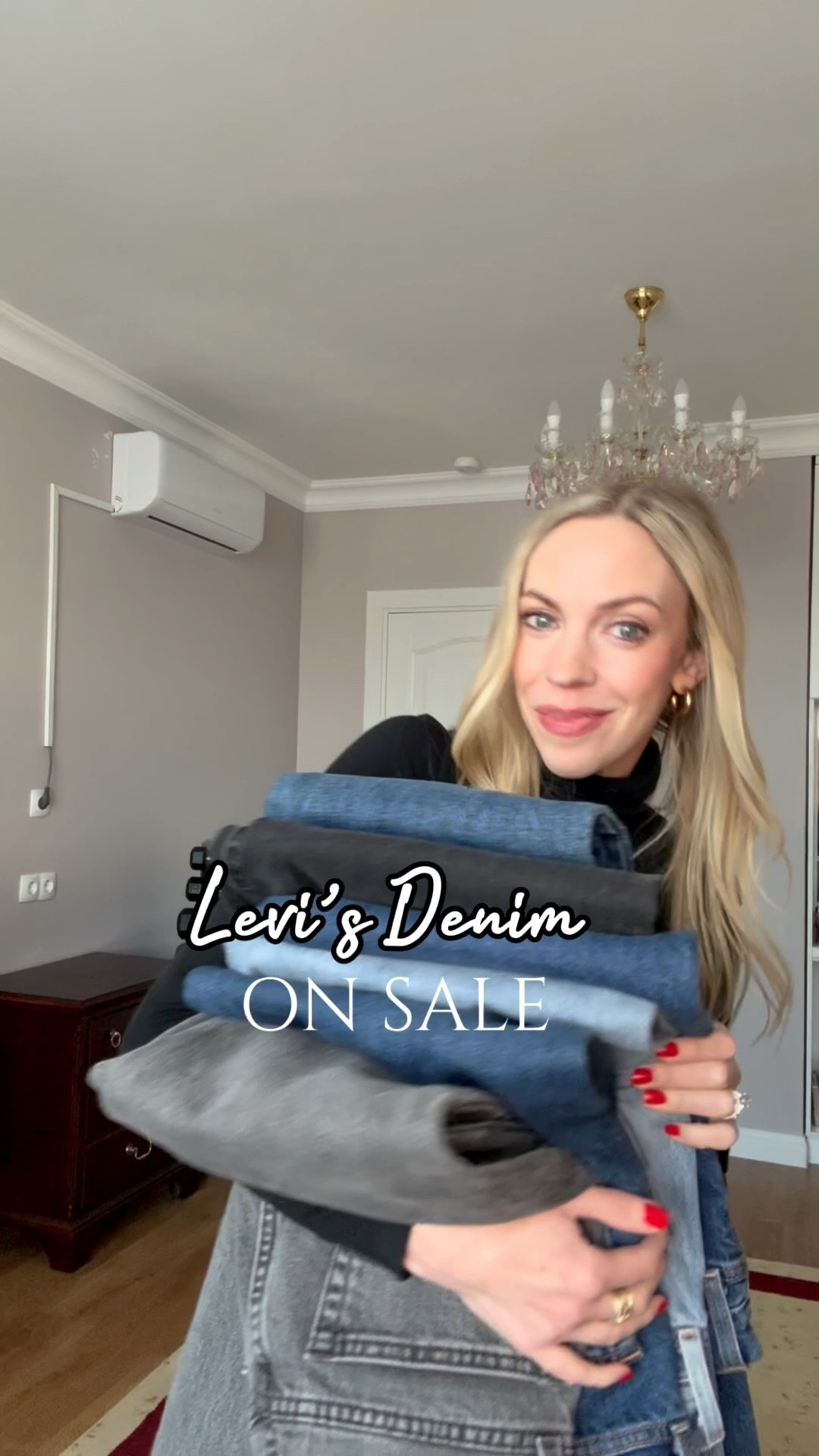 Levi’s denim up to 50% off certain styles 

#LTKSaleAlert #LTKFindsUnder100 #LTKOver40