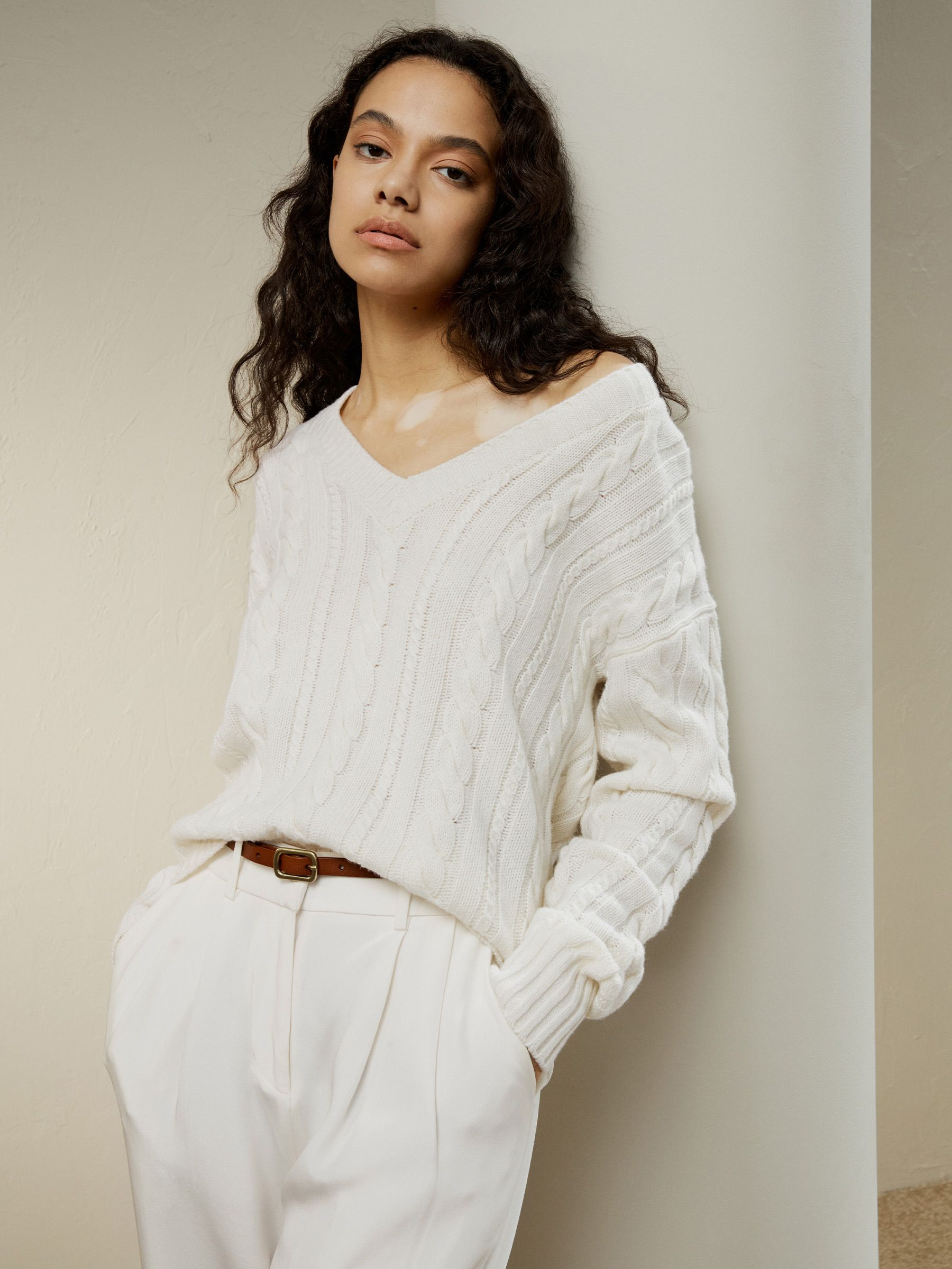 Cable-Knit Wool-Cashmere Blend Sweater | LilySilk