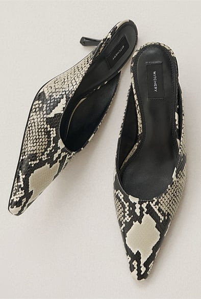 Elodie Mules | Witchery (AU)