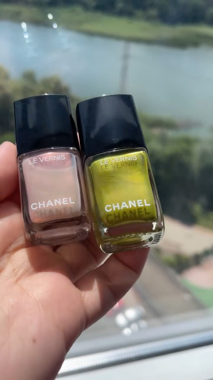 LE VERNIS Longwear nail colour 177 - Sun drop | CHANEL