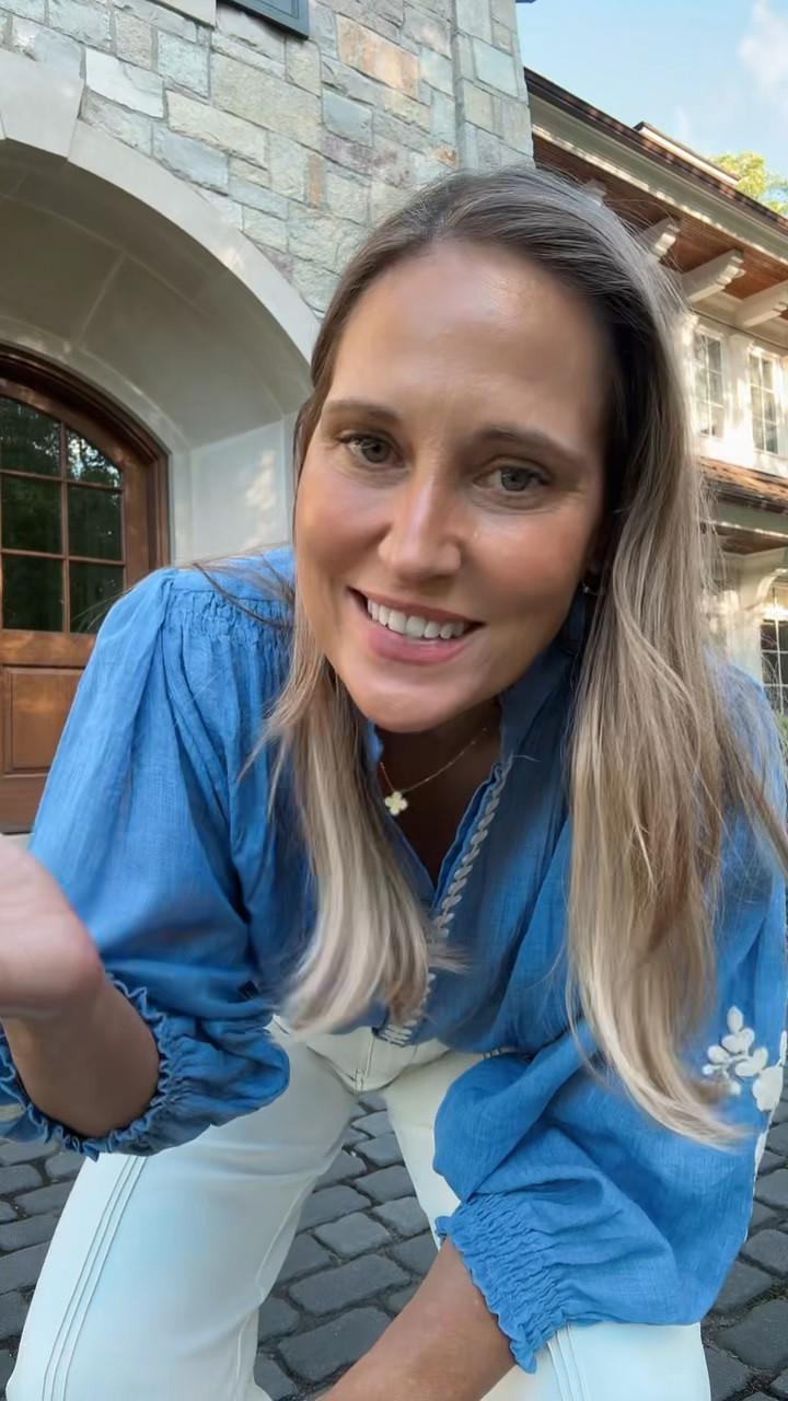 Do you raid your sister’s closet like I just did? I borrowed this perfect outfit from Tegan, that I just love, and now I’m going to get these for myself! s

#LTKOver40 #LTKMidsize #LTKdayinmylife