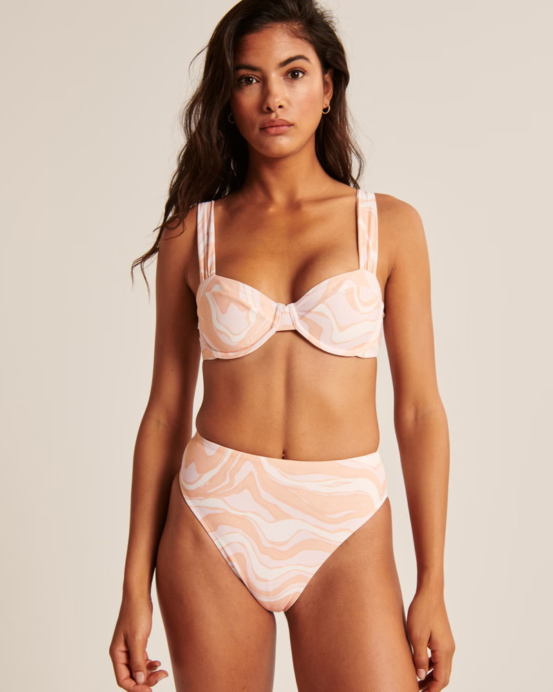Wide Strap Pleated Underwire Bikini Top | Abercrombie & Fitch (US)