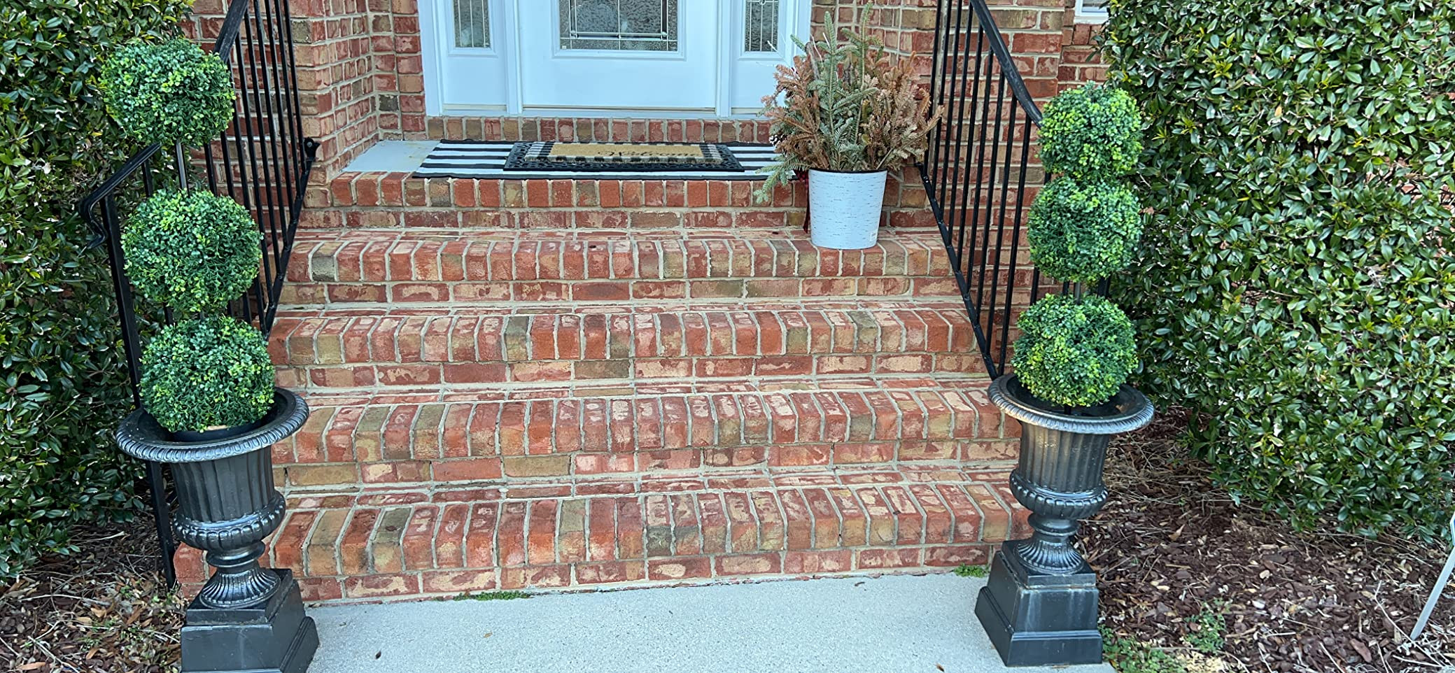 momoplant (2 Pack Artificial Topiary Ball Tree -Triple Ball Boxwood- 37Inchs Triple Ball Boxwood ... | Amazon (US)