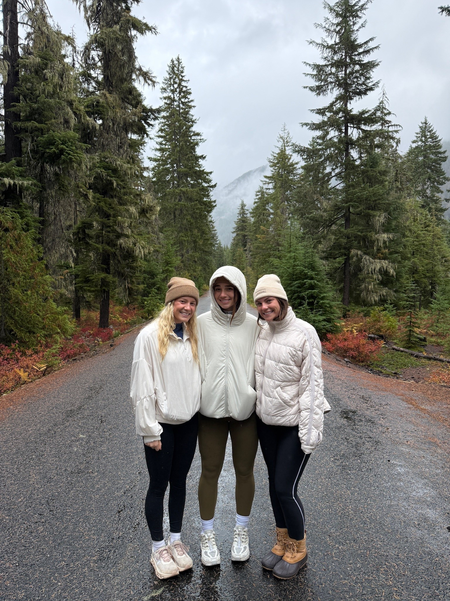 Hiking Kachess Trail!! It was FREEZING. This free people jacket is so lightweight but SO warm and compacts into a bag. 

#LTKSeasonal #LTKActive #LTKTravel