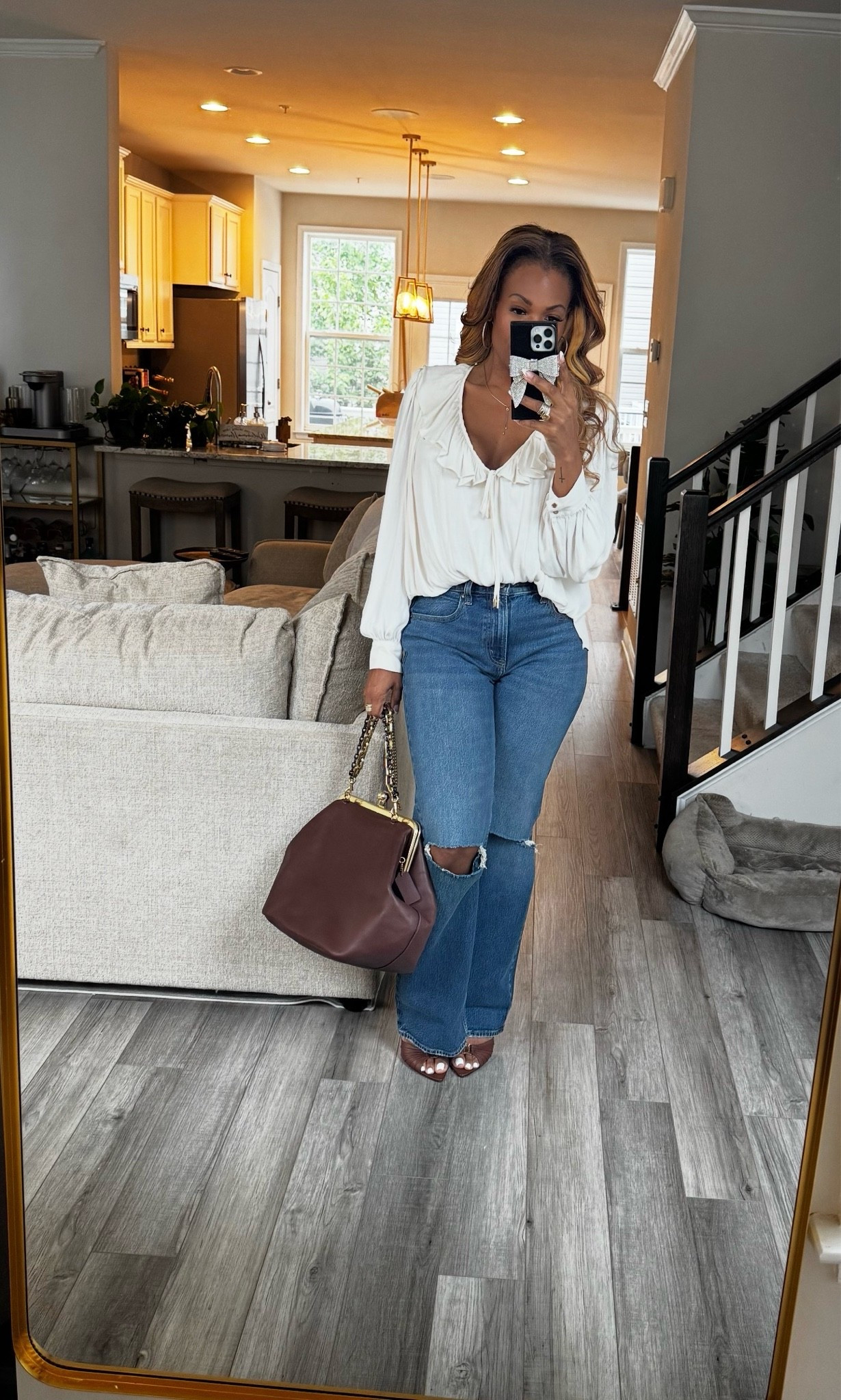 @abercrombie jeans on sale! They’re my fave. Just ordered them in white too!

#LTKSaleAlert #LTKMidsize #LTKootd