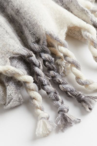 Scarf | H&M (US + CA)