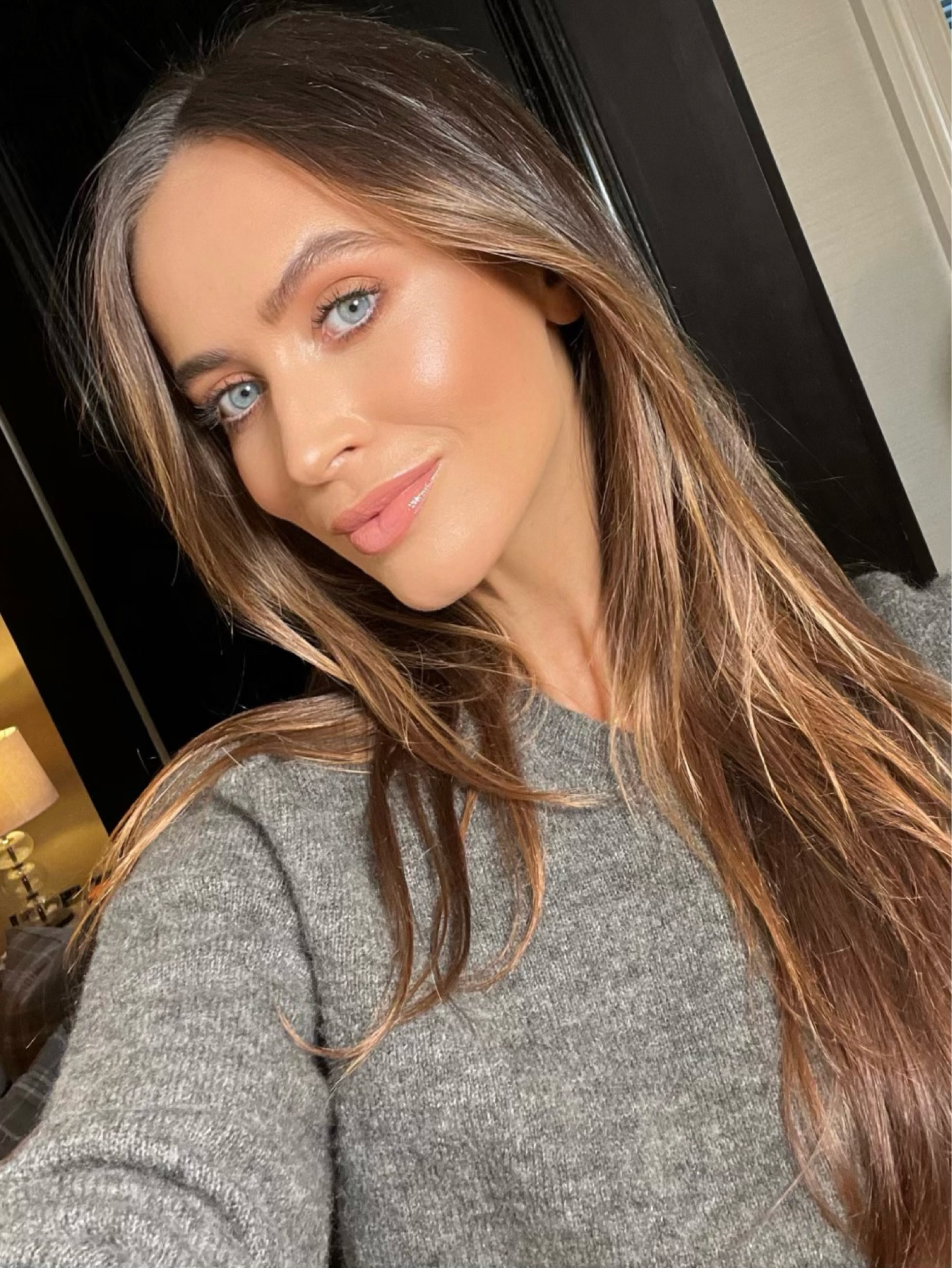 ✨ BRYONY  ✨ 
#makeup #makeuplooks #makeupproducts 
#makeuplook #makeupinspiration #makeupinspo #londonmakeup #makeupideas #products #eyeshadow #eyeshadows 