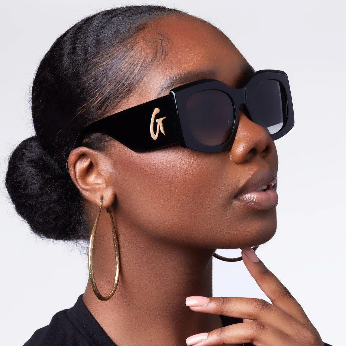 THE GIGIS - BLACK | Glam-Aholic Lifestyle