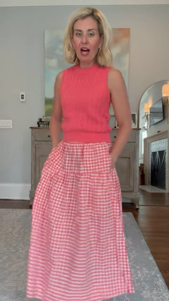 Y’all know when I find something I like…. I buy it in multiple colors. I’m in an XS in all and 8 in sneakers.

#LTKmomlife #LTKdayinmylife #LTKOver40