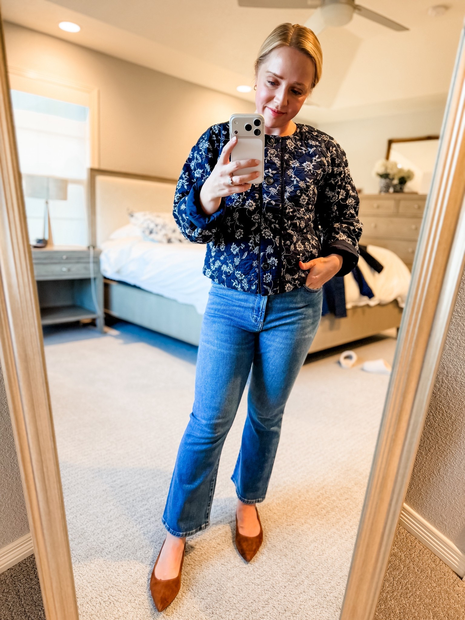 Trying lofts new rivete jeans! 27 (4) petite fits true to size. They’re extra stretchy and i like the thickness of the jeans. Sized down to xs in the quilted jacket. 

#LTKPetite #LTKootd #LTKSaleAlert