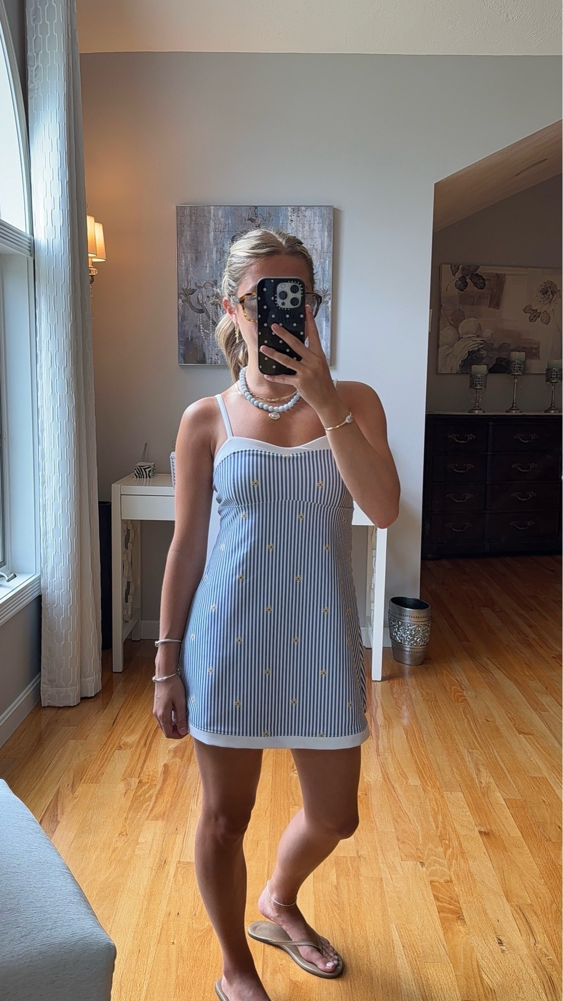 wearing a xs short in dress!

#LTKootd #LTKU #LTKSeasonal