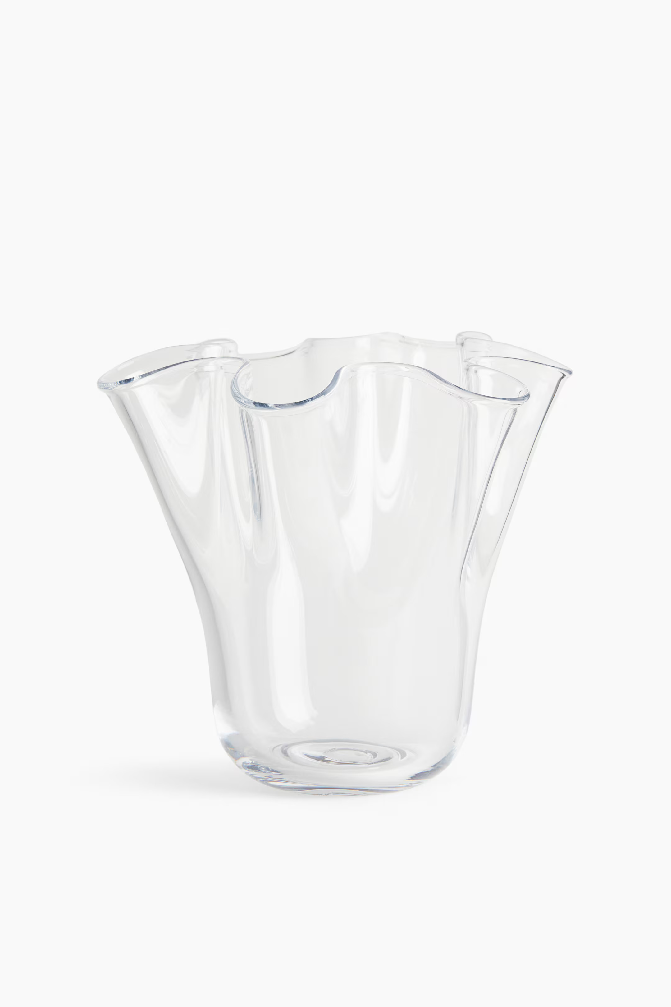 Glass vase | H&M (UK, MY, IN, SG, PH, TW, HK)