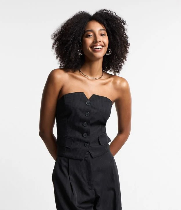 Blusa Tomara que Caia em Alfaiataria Listrada e Botões Preto | Renner (BR)