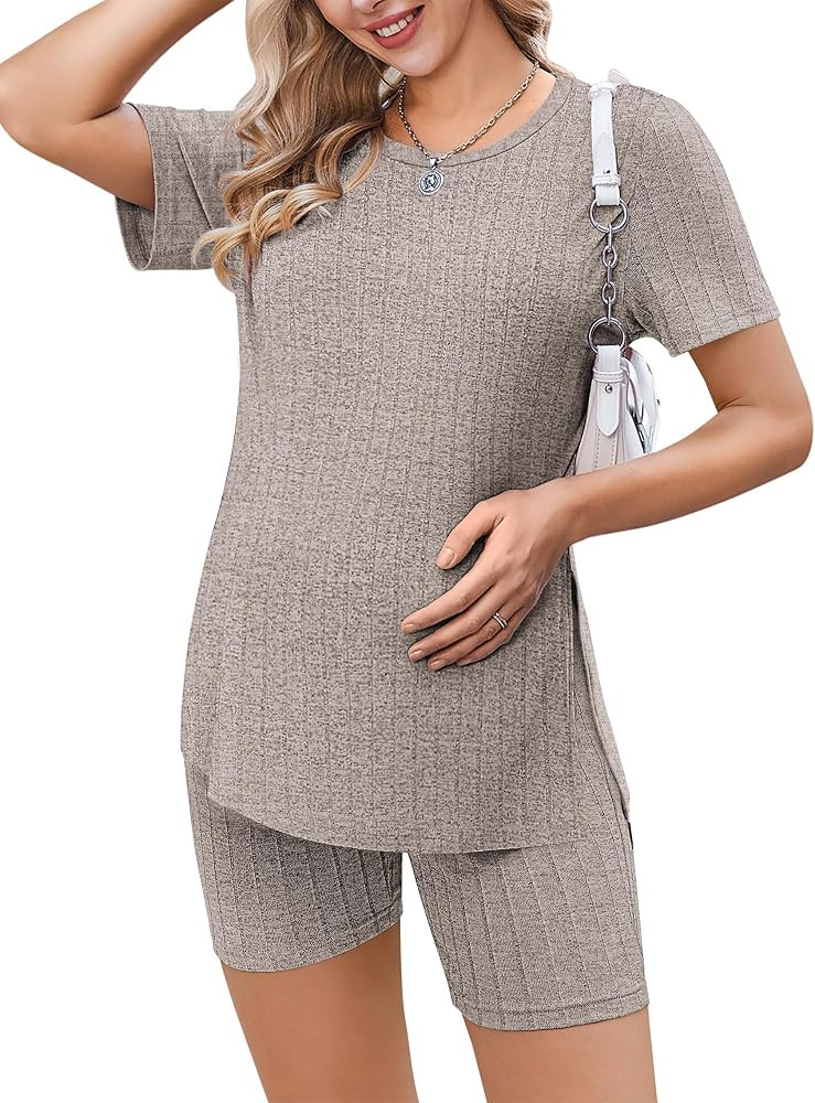 Ekouaer Maternity Sets 2 Piece Outfits Ribbed Knit Short Sleeve Shirts and Biker Shorts Pregnancy... | Amazon (US)