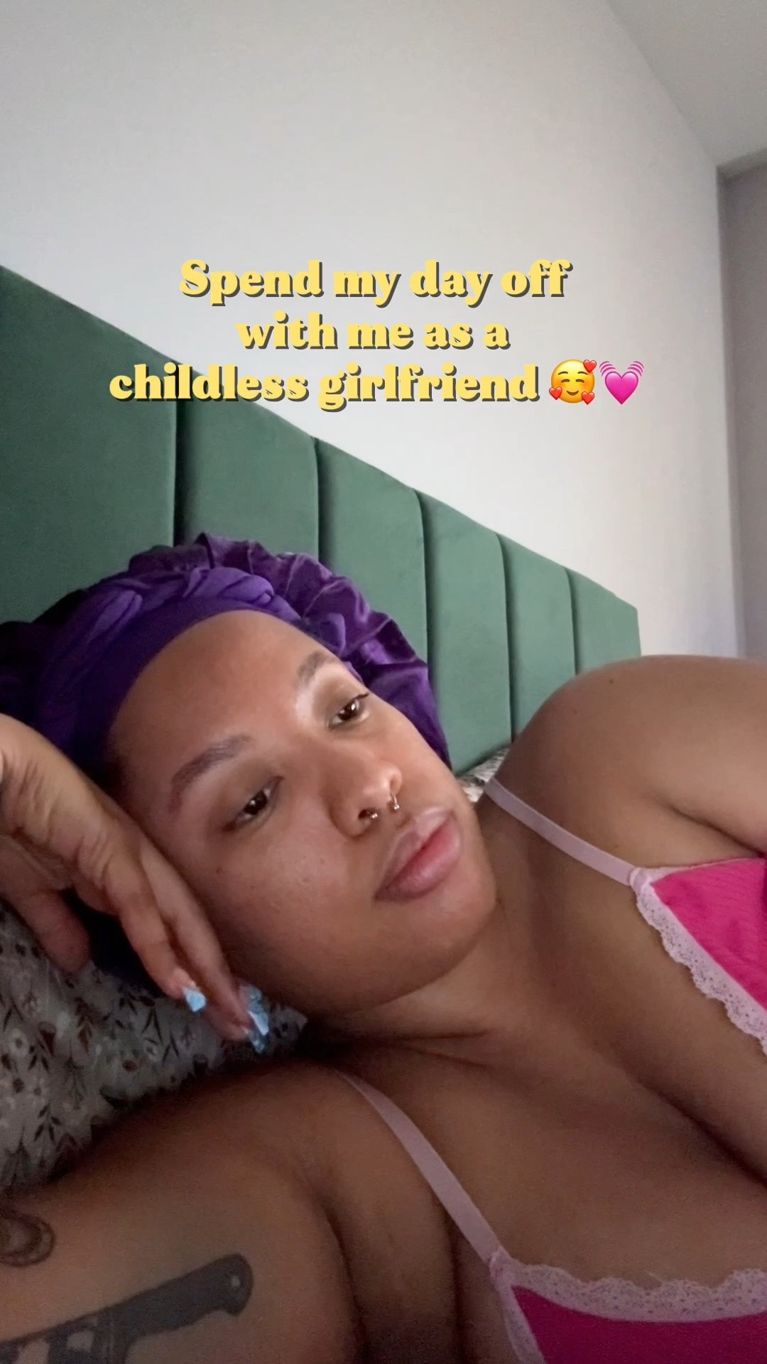 Spend the day off with me as a childless girlfriend 🥰💓 
Started the day off very lazy but honestly editing content takes forever ‼️
Cleaning, cooking and doing laundry really takes a while but I’m glad I have one more day off and tomorrow will be more relaxing 💓

#LTKdayinmylife #LTKmorningroutine #LTKHome