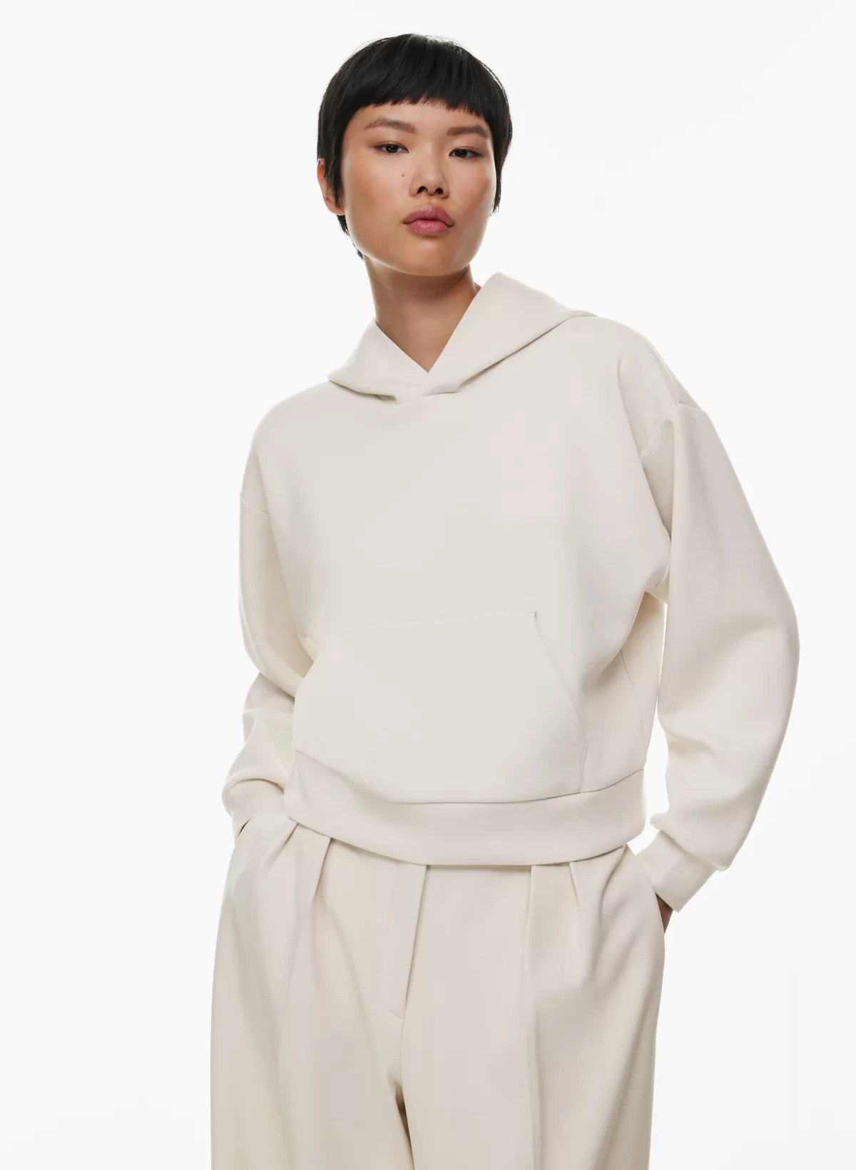 SMOOTH PLUSH™ LIFESTYLE HOODIE | Aritzia