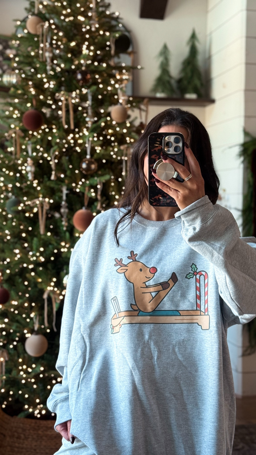 Christmas sweatshirts and sweaters from Amazon! 

(5'6" 1/2 - 130lb)
Merry sweatshirt - XL
Red and white striped - medium
Red sweater - large
Jesus birthday - medium
Pilates Christmas - accidentally ordered XXL, prefer an XL 

#LTKootd #LTKHoliday