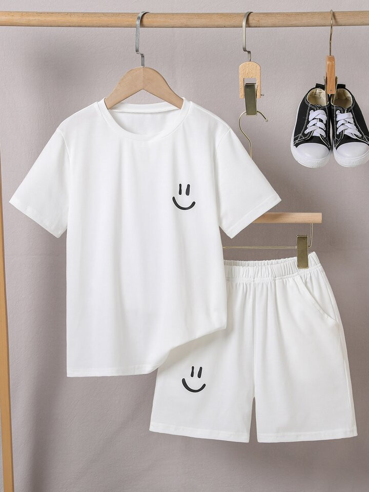 SHEIN Kids EVRYDAY Boys Cartoon Graphic Tee & Shorts | SHEIN