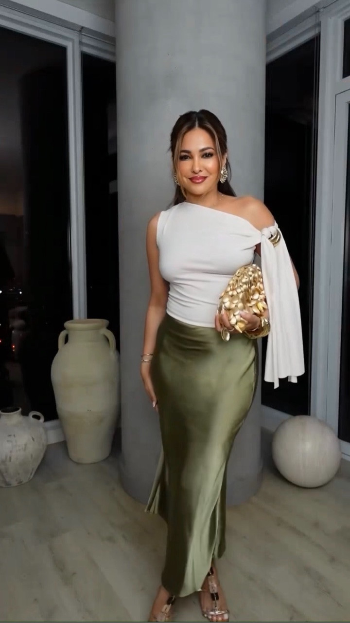 GRWM styling a silk skirt

#LTKootd #LTKgrwm #LTKSeasonal