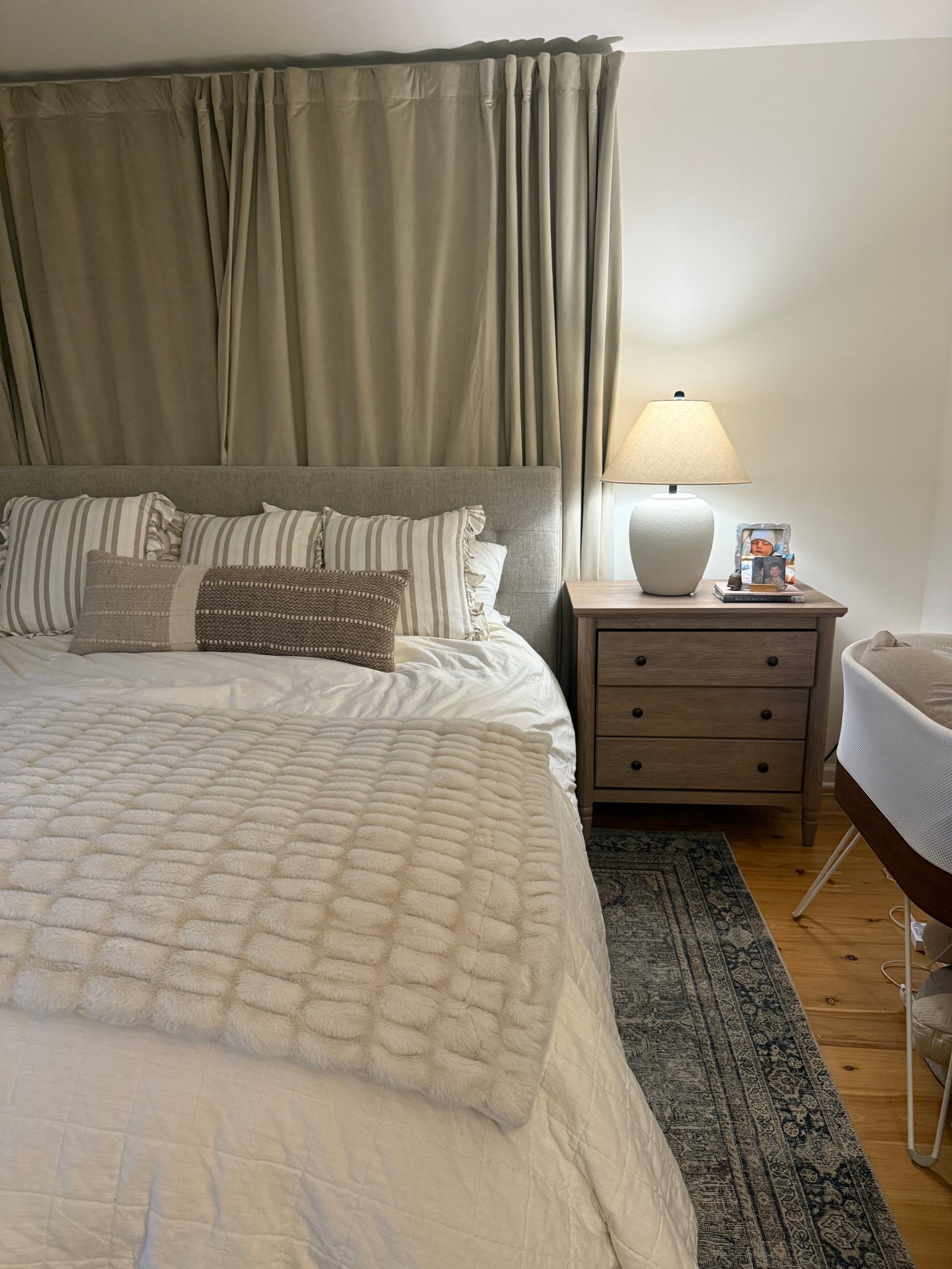 Bedroom upgrade. I love how calm it feels in here 

#LTKHome