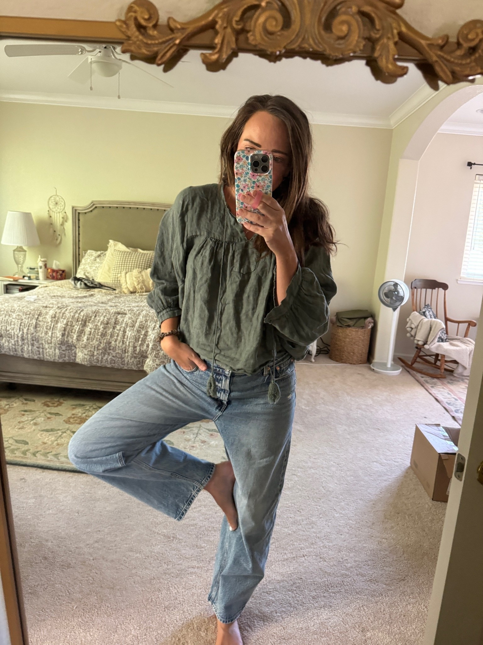 Obsessed with this flowy top and these jeans are SO GOOD! True to size. Top is very forgiving, says maternity but works for any stage of life- it’s by Beachwood baby!

#LTKootd #LTKSaleAlert