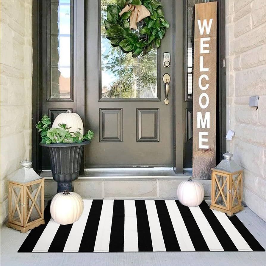 IOHOUZE Black White Striped Rug -2x4.3 Front Door Mats Outdoor,Washable Rug for Front Porch Decor... | Amazon (US)