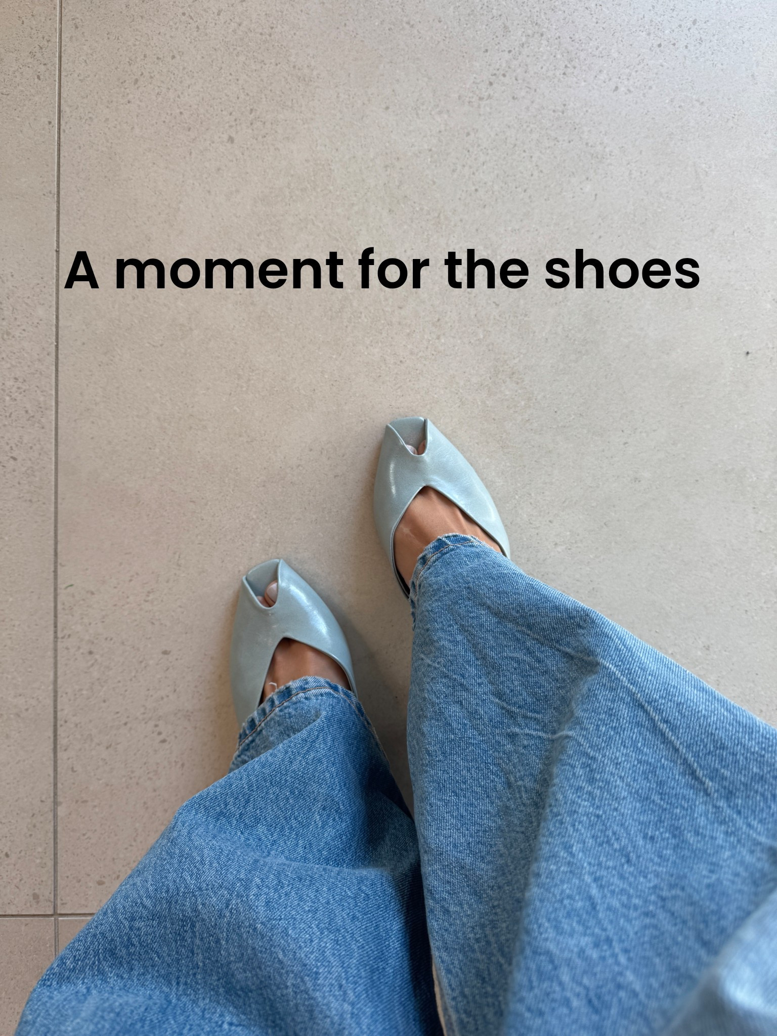 Zara heels comfortable work clothes work outfit denim wide leg jeans women’s 