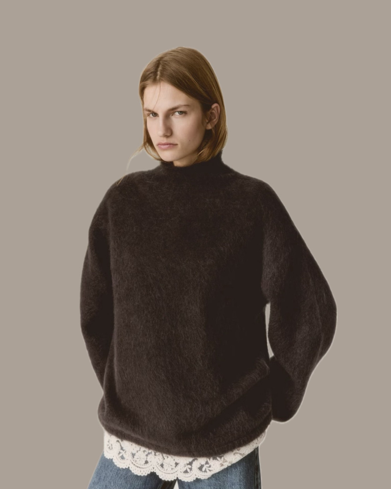 Pretty brown sweater with lace detail

H&M 

#LTKitalia #LTKeurope #LTKwinter