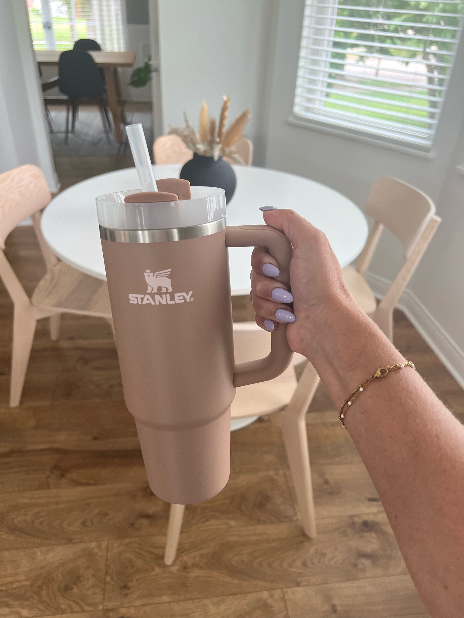 New almond rose color Stanley. Perfect for fall & winter 

#LTKHome #LTKFindsUnder50 #LTKSeasonal