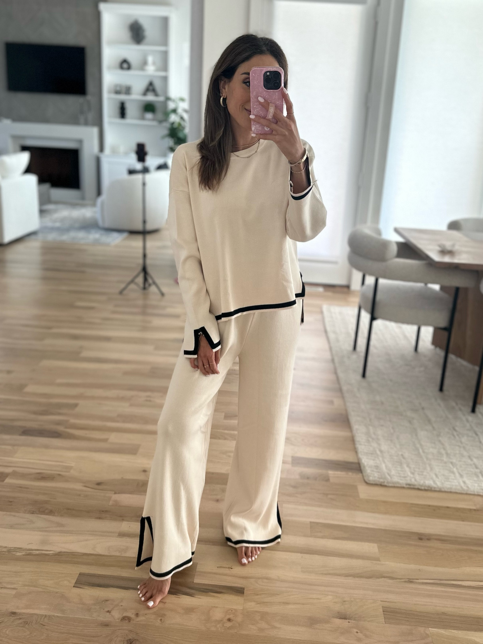 Black and white set amazon size Xs 

#LTKfindsunder100 #LTKfindsunder50