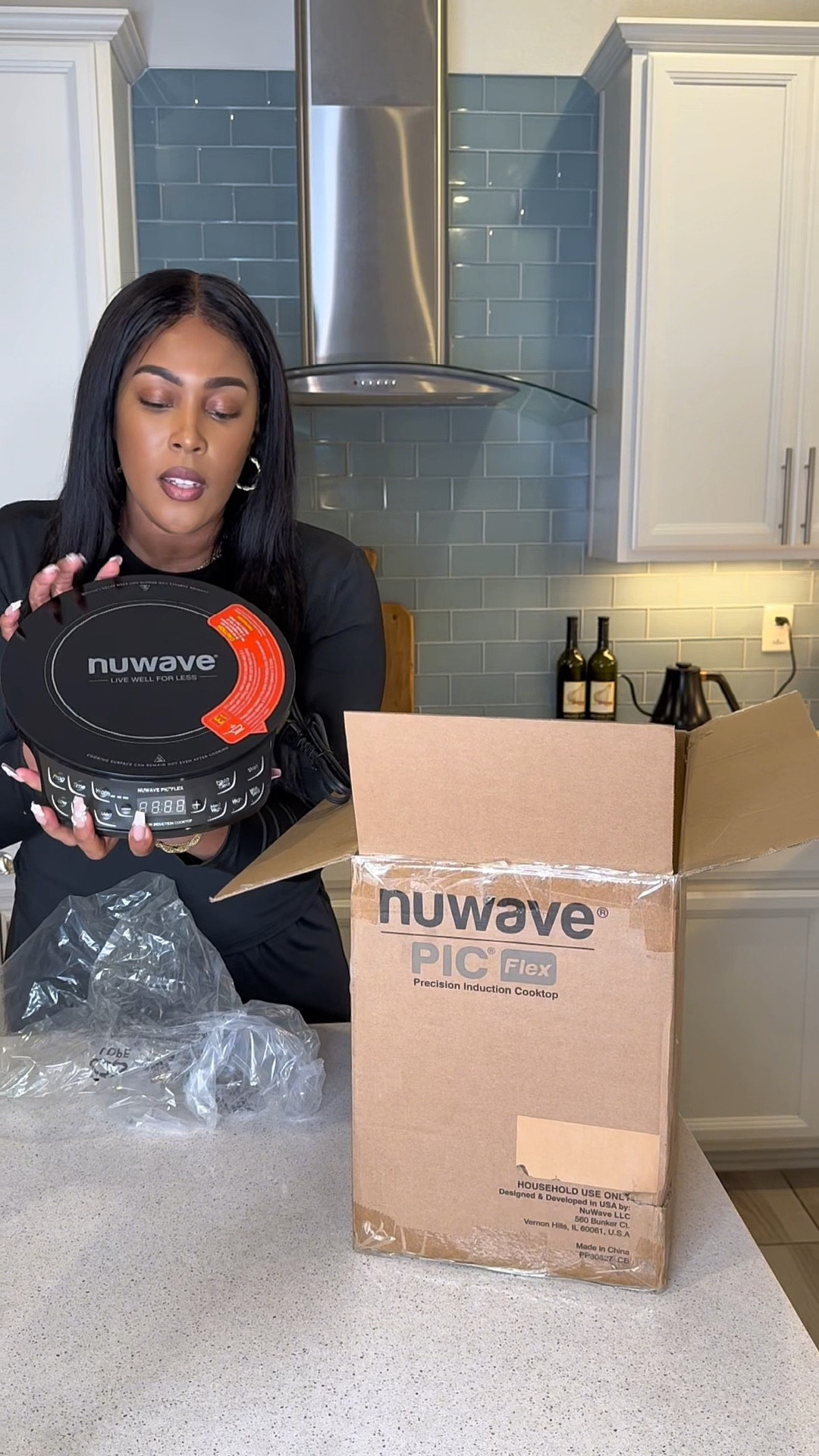 I finally got the Nuwave cooktop and I’m obsessed!
Is basically an electric cooktop, you can plug it in anywhere there’s an outlet and you can cook on the go.😍 