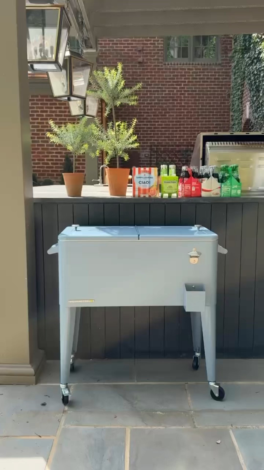 This is the cooler of the summer! How cute is this?! And still so functional ✨

#Ad #Wayfair @Wayfair