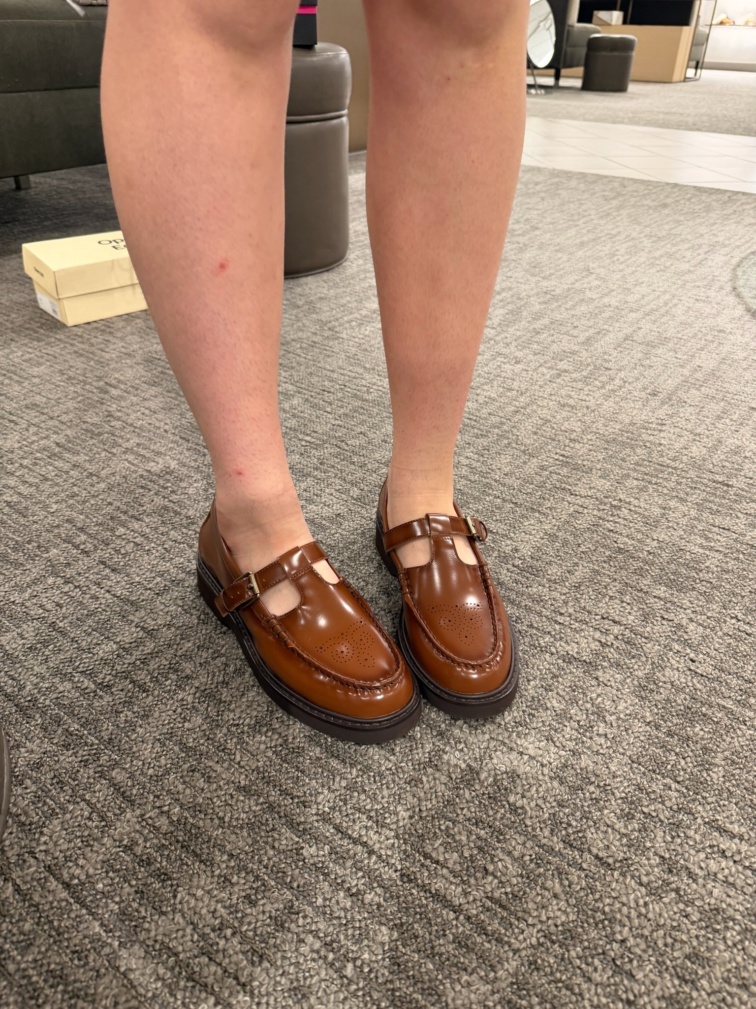 The cutest shoes for fall!! 🫶🏻

Nordstrom Sale finds 🤍 Wearing a size 8/M in the tops and bottoms. Size 29 in all of the jeans, except the Levi’s (I sized up to a 30).

Nordstrom Sale, Nordstrom Anniversary Sale, workwear, midsize fashion, midsize fall outfits, easy outfit ideas, fall outfit inspiration, OOTD, casual style, office outfits, denim, wardrobe staples

#LTKSeasonal #LTKOver40 #LTKSaleAlert