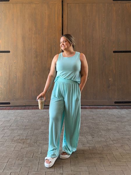 The cutest outfit from @walmartfashion #walmartfashion #walmartpartner wearing an XL, very stretchy & comfortable !

#LTKStyleTip #LTKFindsUnder50 #LTKMidsize