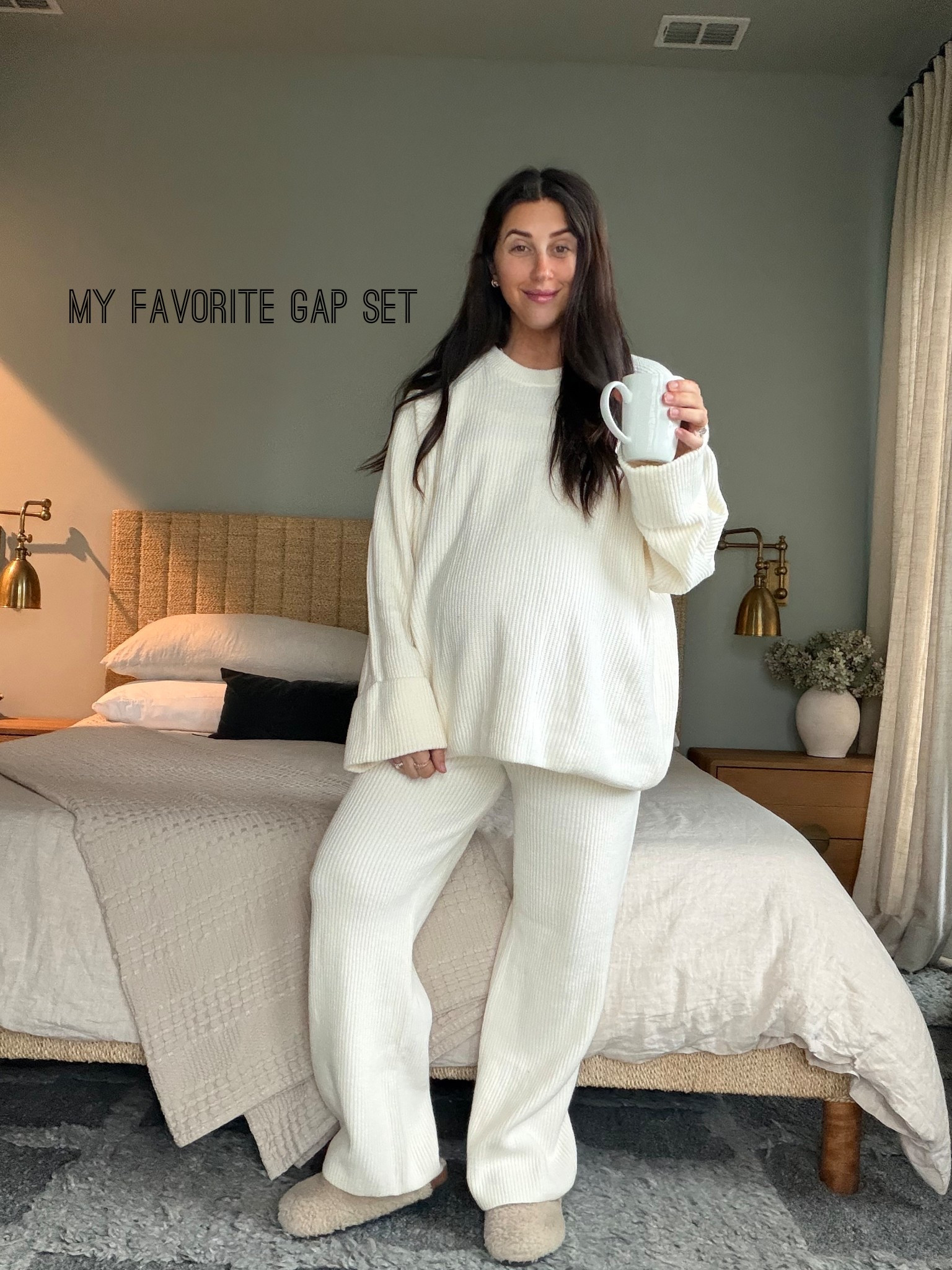 The gap is feels like a cloud✨

Top: xl
Bottoms: large

#LTKSeasonal #LTKSaleAlert