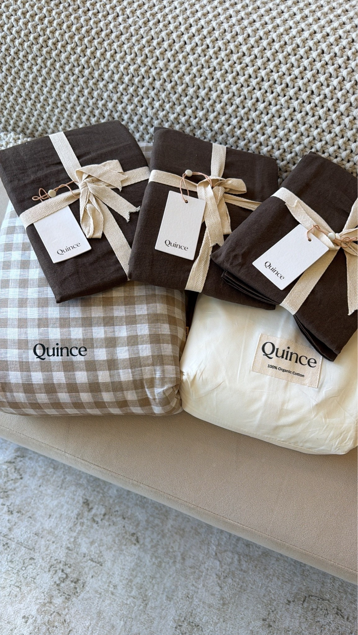 New fall bedding leaves 🍂 🤎

#LTKHome #LTKSeasonal