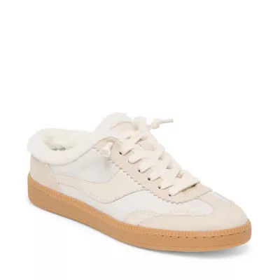 Dolce VitaNOTICE SLIDE PLUSH | Belk