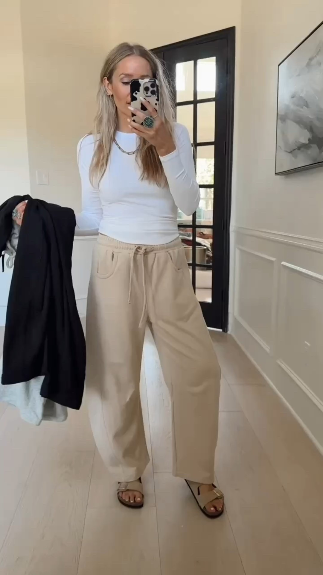 These sweats are going viral and for good reason. They have a slight barrel and SOO comfy. I bought some from Anthro & had to return bc these ones have a better barrel. 

Wearing size s / my tts 

#LTKStyleTip #LTKFindsUnder50 #LTKShoeCrush