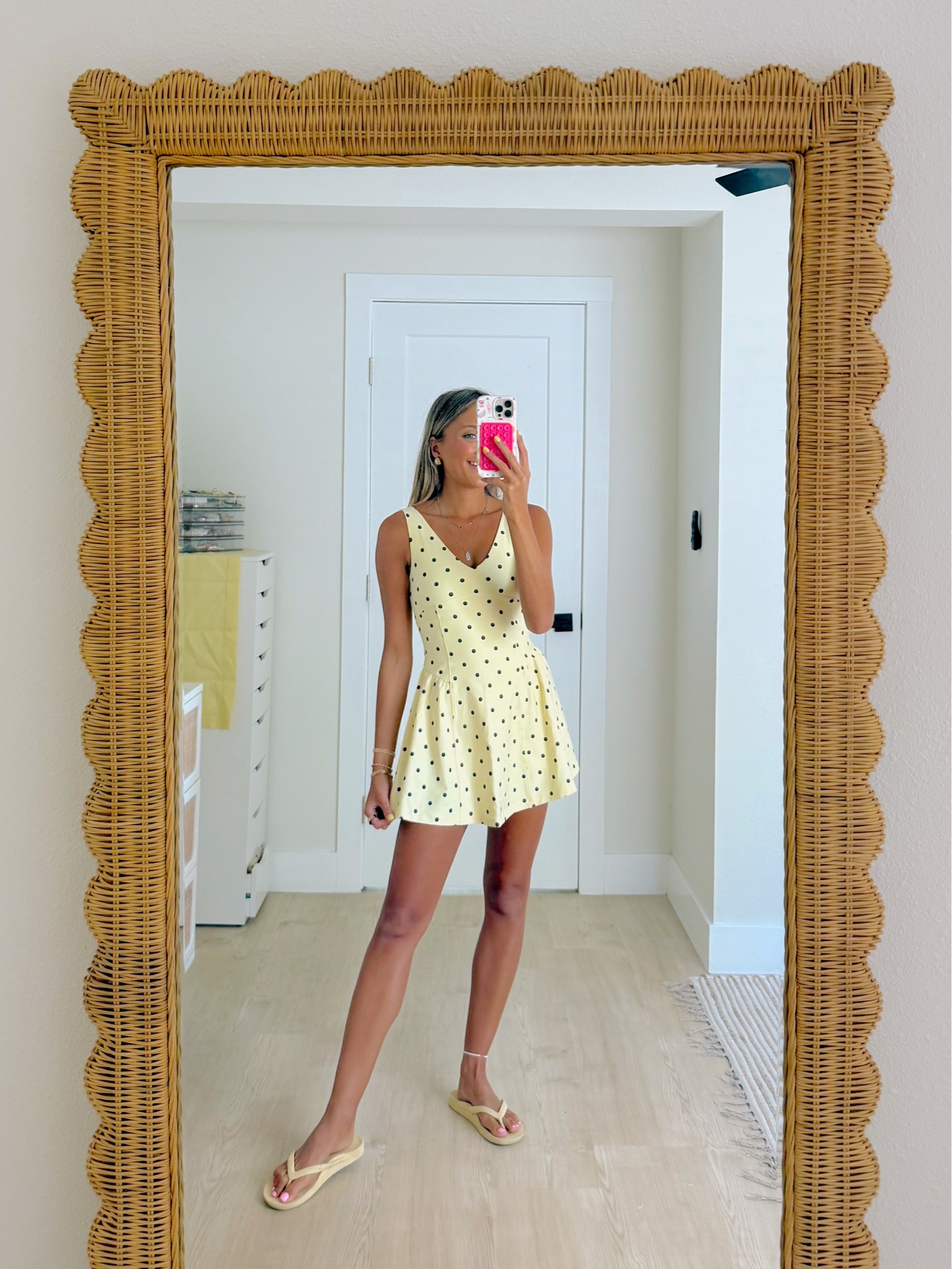 @abercrombie Memorial Day weekend finds ⭐️ all your fav denim, dresses and summer staples. wearing an XS / 24R. #abercrombiepartner #ltkit #shopltk

#LTKootd