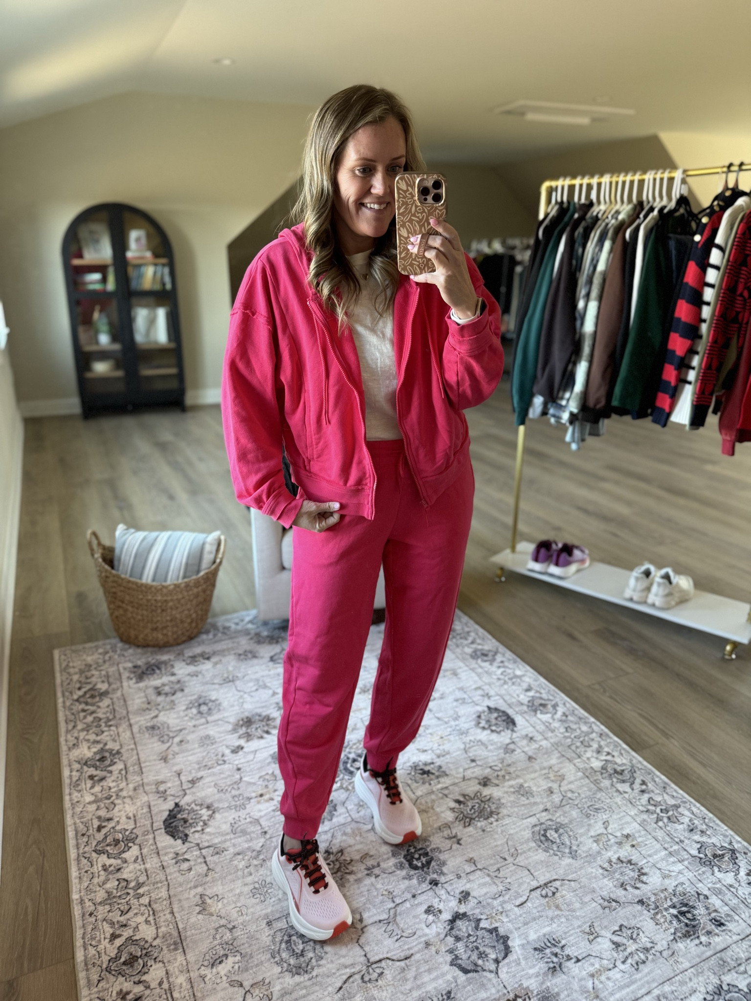 Perfect Valentine’s Day Look 💘
Fits TTS 
Target
Vest
Joggers
Sweatshirt 

#LTKmomlife #LTKootd #LTKdayinmylife