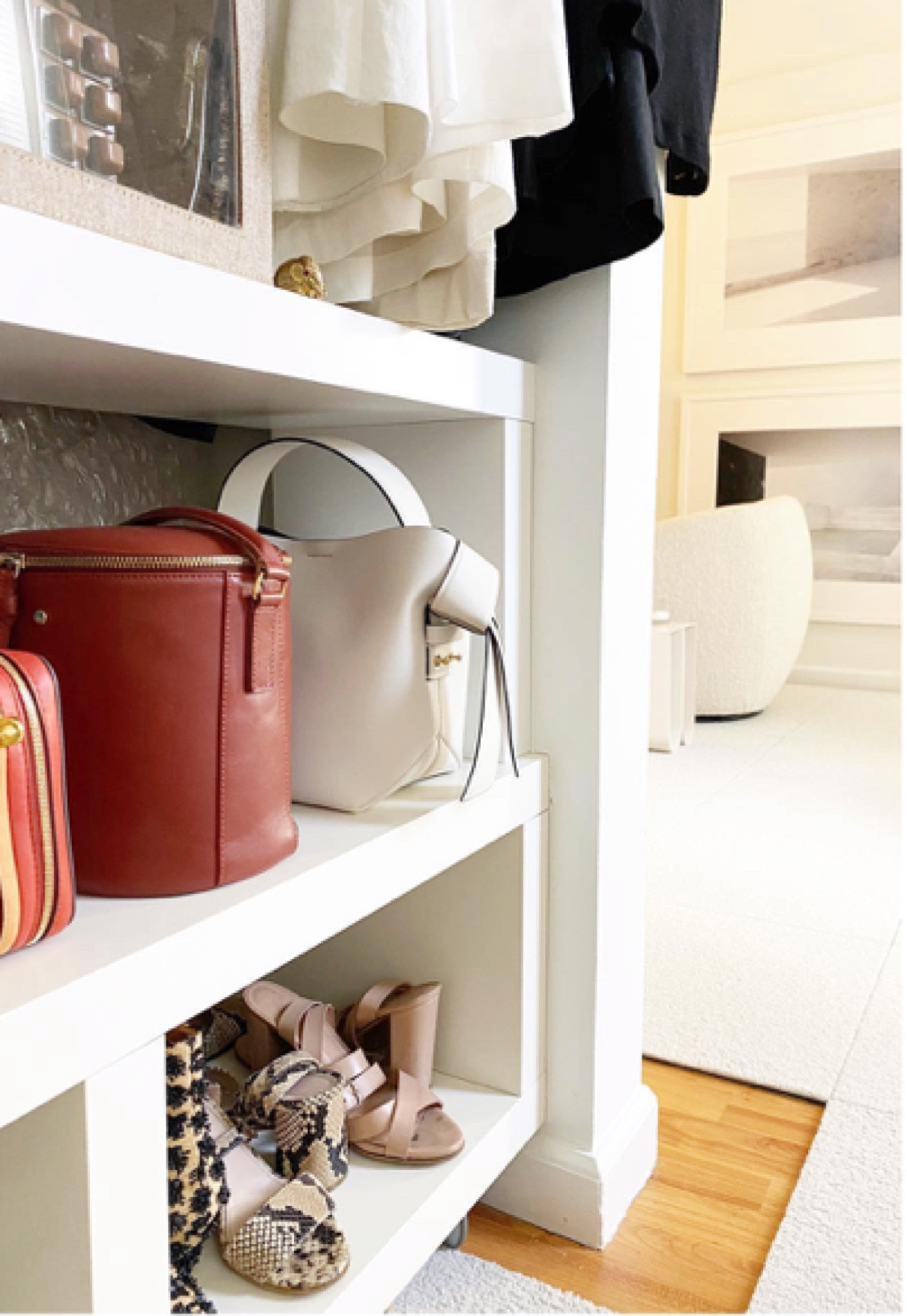 my favorite #acnestudios musubi bag in white.

#LTKitbag #LTKstyletip